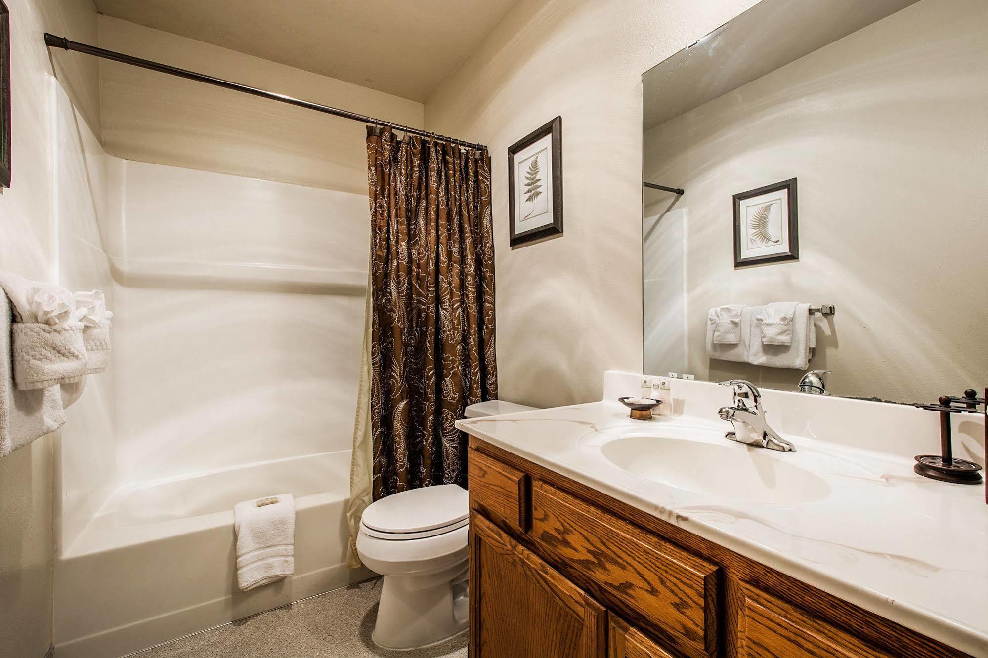 Prospector Accommodations By All Seasons Resort Lodging Παρκ Σίτι Εξωτερικό φωτογραφία